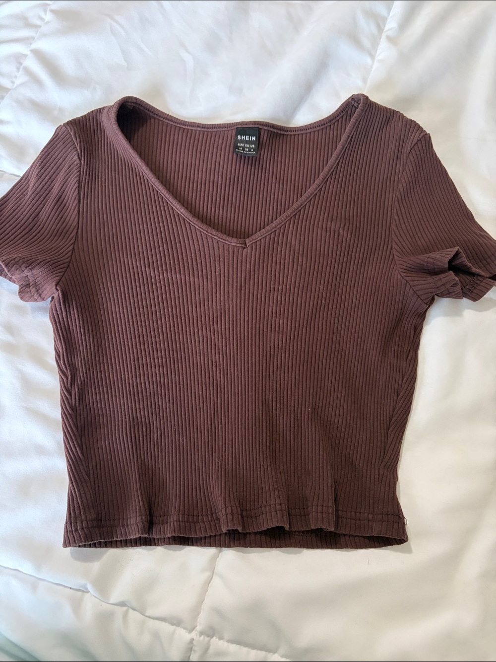 SHEIN Women's Ribbed V-Neck Short Sleeve Top in Brown
